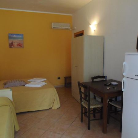 Missipezza Residence A Frassanito Alimini Zimmer foto